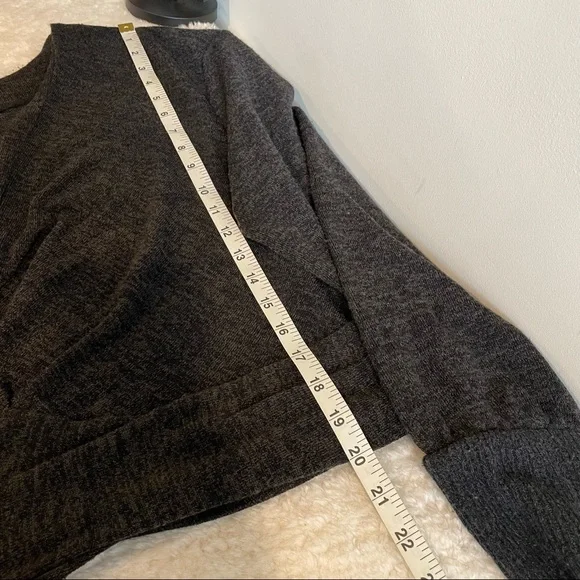 *Sold* Anthropologie Criss Cross Cropped Two Way Sweater - Picture 13 of 15